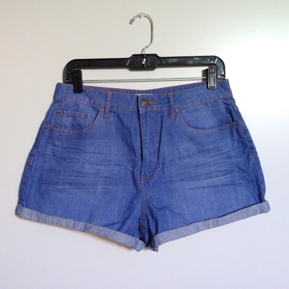 ✨ High waisted Denim Shorts